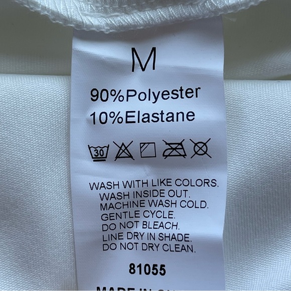 White sports skort with phone pocket - Picture 13 of 13